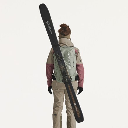 Ortovox Haute Route 30 Snow Pack - Women's 7