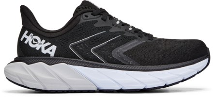 hoka one running shoes