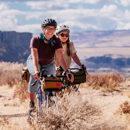 Location Image for Kestrel Handlebar Bag