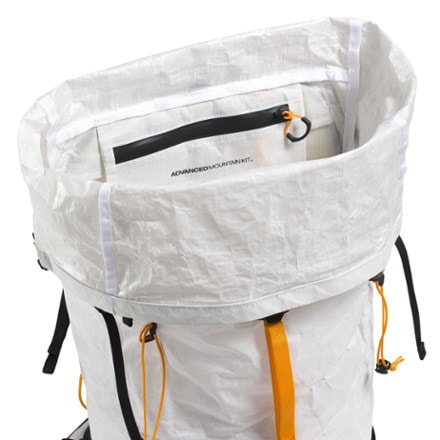 The North Face Summit AMK 40 Pack 5