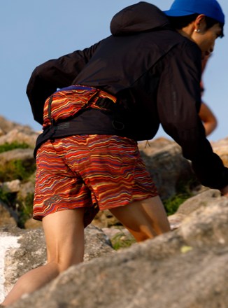 Janji x La Sportiva 5" AFO Middle Shorts - Men's 8