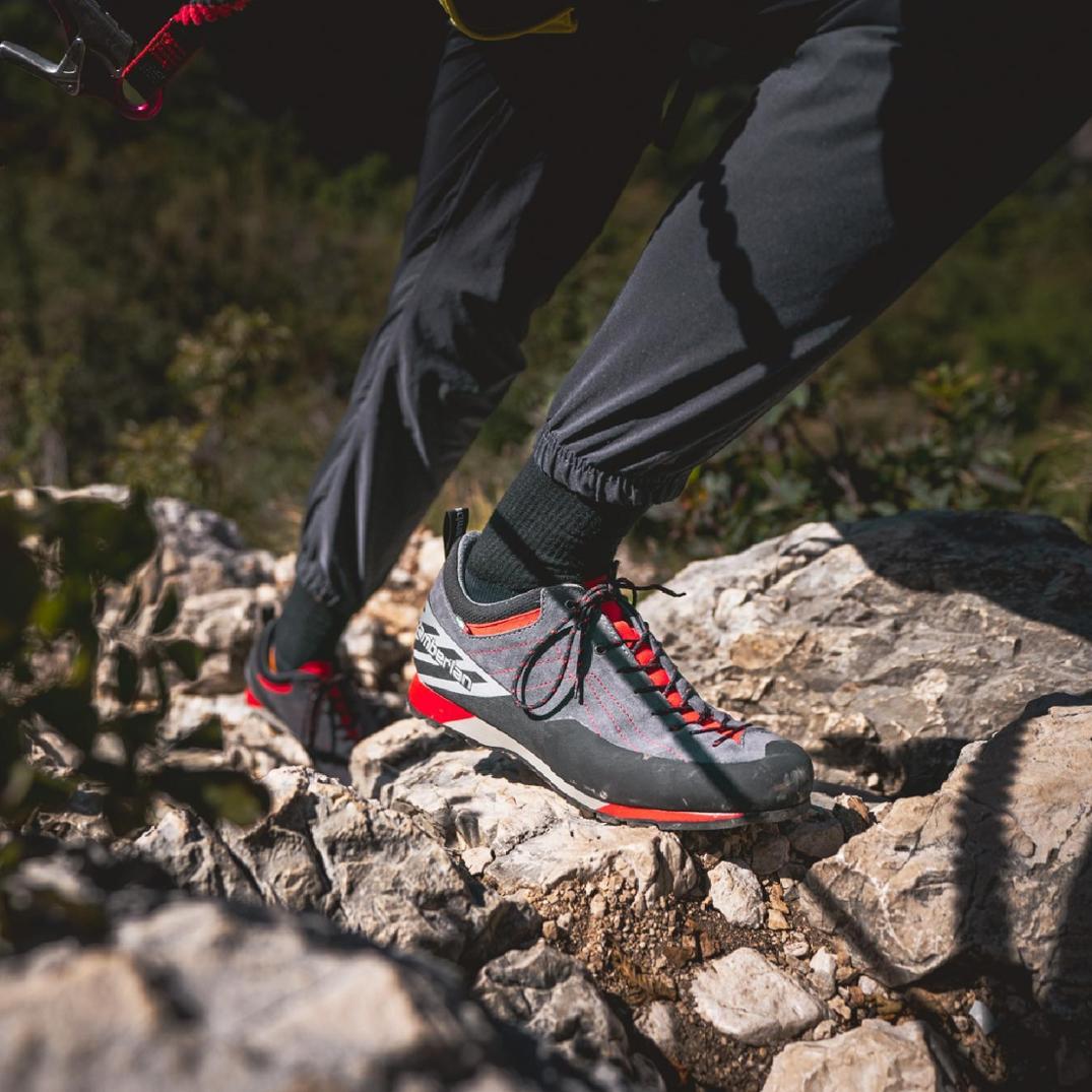 Location Image for El Cap RR Approach Shoes - Men's
