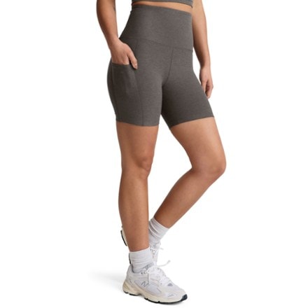 Beyond Yoga Spacedye Keep Pace Pocket Shorts - Women's 2