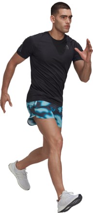 adidas Run Icons Logo Graphic AOP Shorts - Men's 1