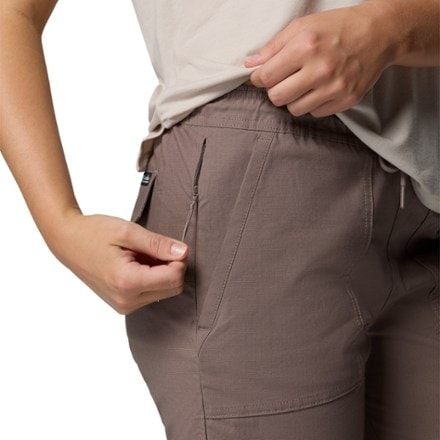 Columbia ROC Ripstop Joggers - Women's 5