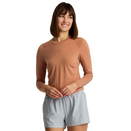 Free Fly Elevate Lightweight Fitted Long-Sleeve Shirt - Women's 1