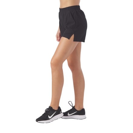 Glyder Woven Walk Shorts - Women's 2