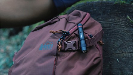 Coast G22 Flashlight 3