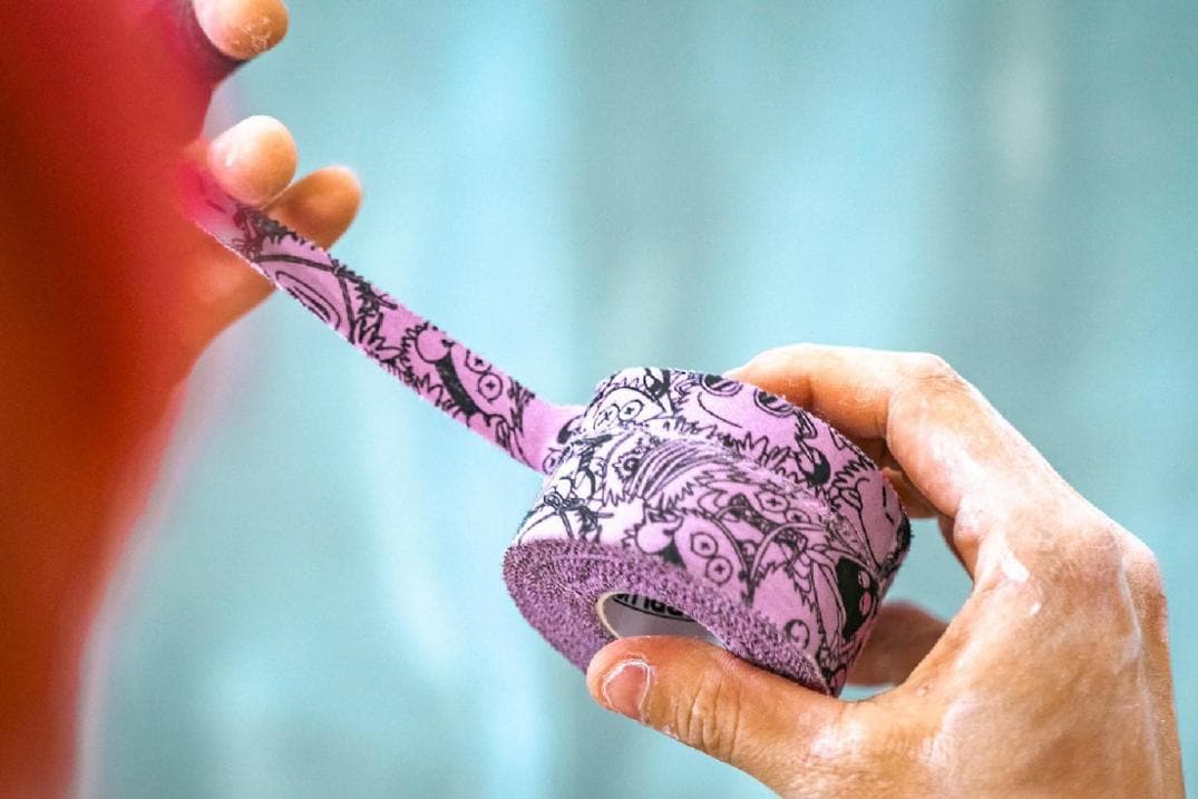 Location Image for Athletic Finger Tape