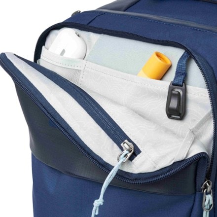 Stio Basin XT Travel Pack 30 L 7