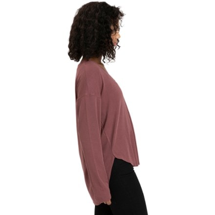 Threads 4 Thought Rhayne Feather Rib Long-Sleeve V-Neck Shirt - Women's 2