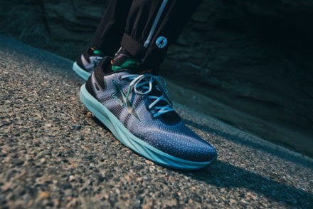 Altra Altra x Smartwool Escalante 4 Road-Running Shoes - Men's 6