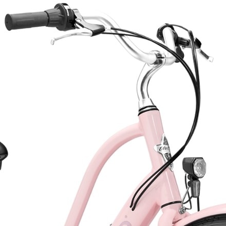 Electra Townie Go! 7D EQ Step-Through Electric Bike 9