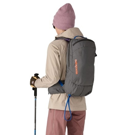 Patagonia Snowdrifter 20L Snow Pack 7