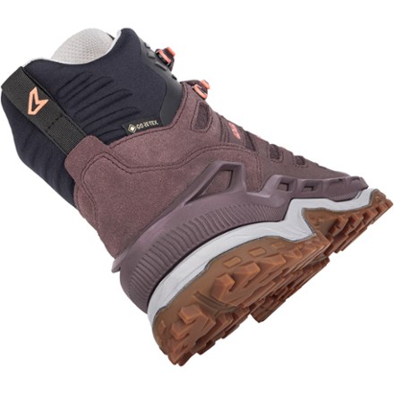 Lowa Innovo GTX Mid Hiking Boots - Women's 3