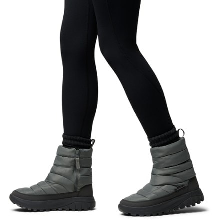 Columbia Snowtrot Mid Snow Boots - Women's 9