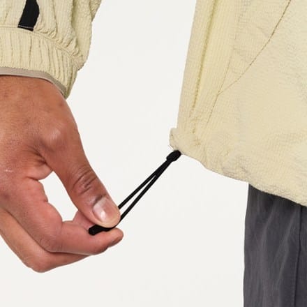 On Performance Volt Jacket - Men's 4