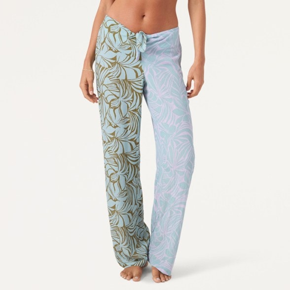 On Body Image of color Aquamult