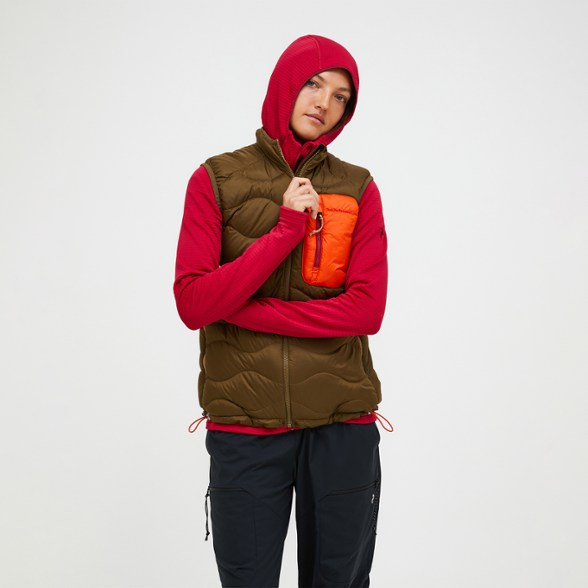 On Body Image of color Meadow Moss/Solar Burst