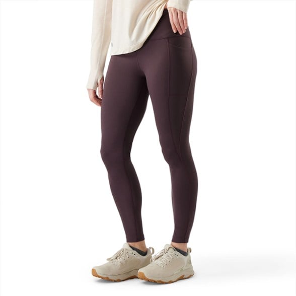 On Body Image of color Mink