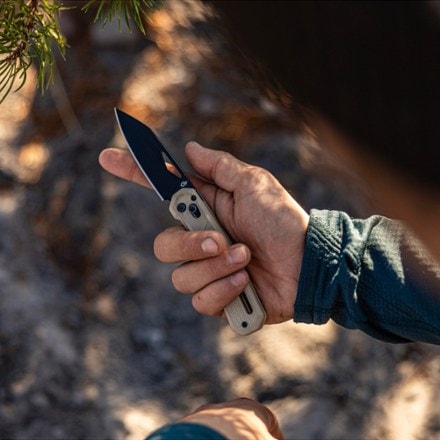 Location Image for Vista Clip Folding Knife