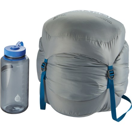 Therm-a-Rest Saros 0F Sleeping Bag Water bottle not included