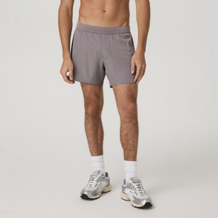 Vuori Qualify 5" Lined Shorts - Men's 1