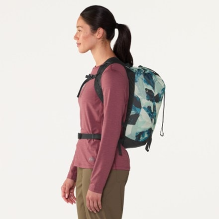 REI Co-op Flash 18 Print Pack 4