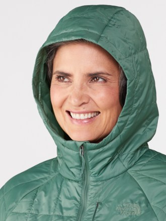 The North Face Circaloft Insulated Hoodie - Women's 4
