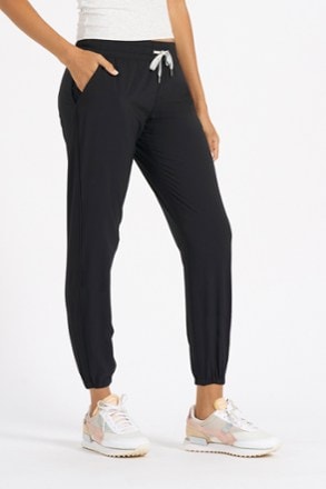 Vuori Weekend Jogger Pants - Women's 1
