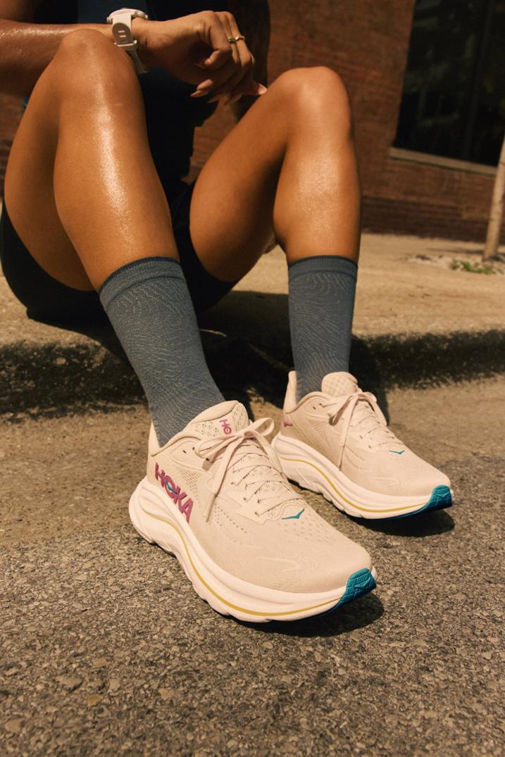 Location Image for Clifton 10 Road-Running Shoes - Women's