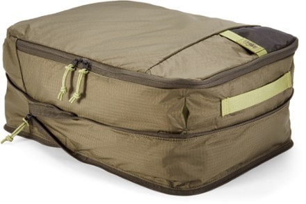 Rei expandable packing top cube