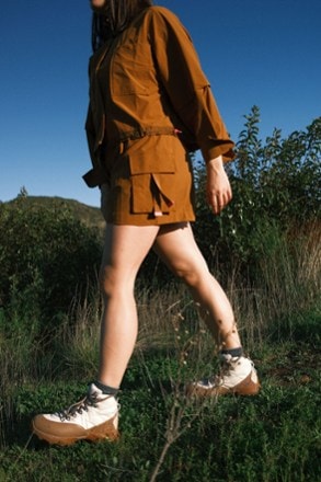 SENIQ Trailmix Shorts - Women's 6