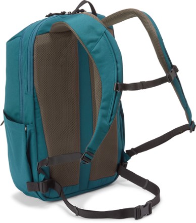 REI Co-op Beyonder Pack 4