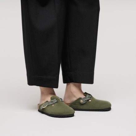 Birkenstock Boston Braid Clogs - Women's 4