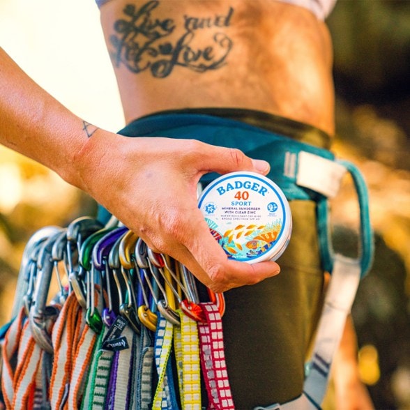 Location Image for Sport Mineral Sunscreen Tin - SPF 40 - 2.4 oz.