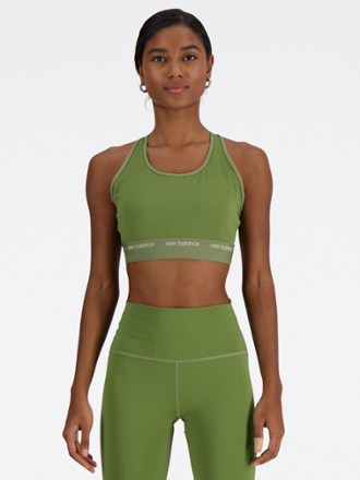 New Balance sports bra 120  Sports bra, Bra, Athletic tank tops