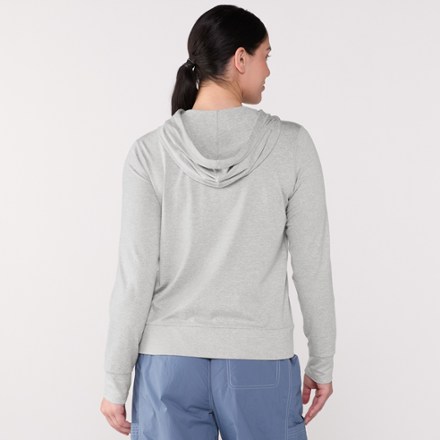 Vuori Halo Performance Hoodie 2.0 - Women's 2