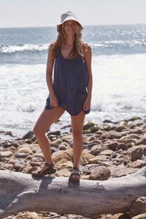 Location Image of color Blue Indigo