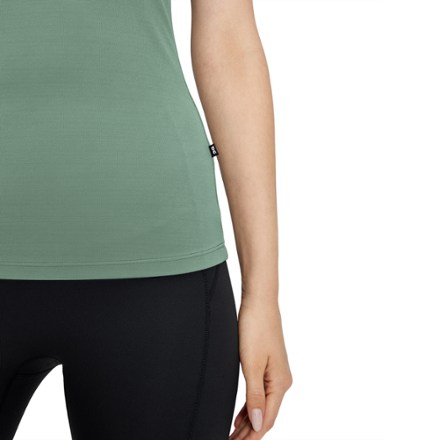 On Movement Tank Top - Women's 5