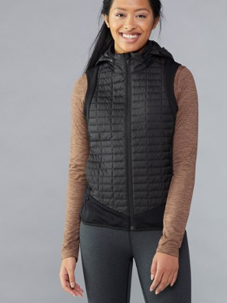 the north face thermoball vest womens