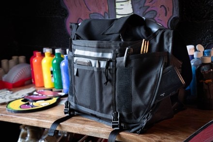 Buran III Messenger Bag