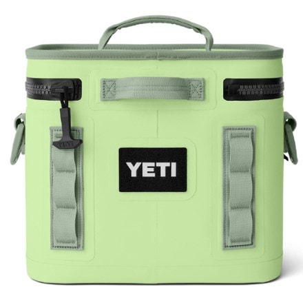 YETI Hopper Flip 8 Soft Cooler 3