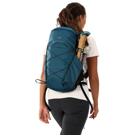 Arc'teryx Aerios 18 Pack 6