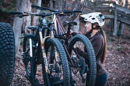 Thule Vero 2-Bike Hitch Rack 4