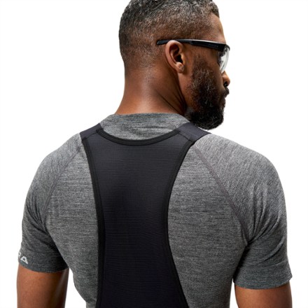 Endura Loop Cycling Bib Shorts - Men's 6