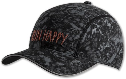 brooks run happy sherpa hat