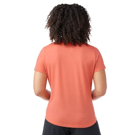 Smartwool Active Ultralite V-Neck T-Shirt - Women's 2