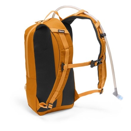 REI Co-op Trailmade 10 Hydration Pack 4