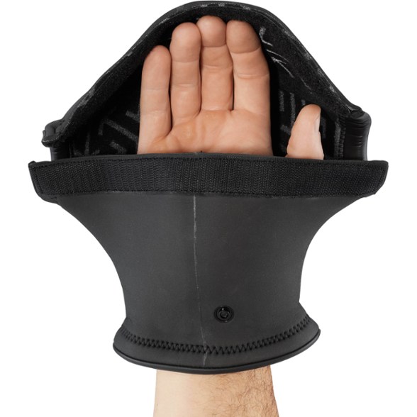 Detail Image of color Black